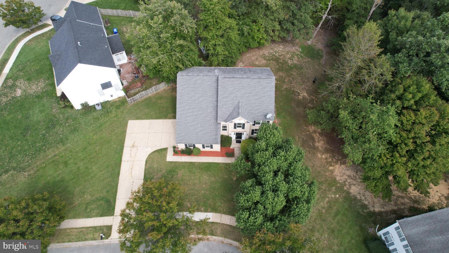 8340 Shelburne Ct — photo