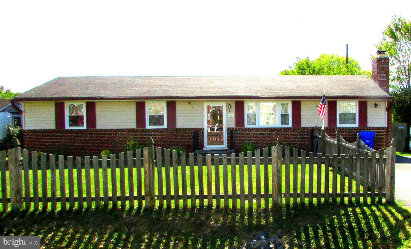 6843 Matthews Rd — photo