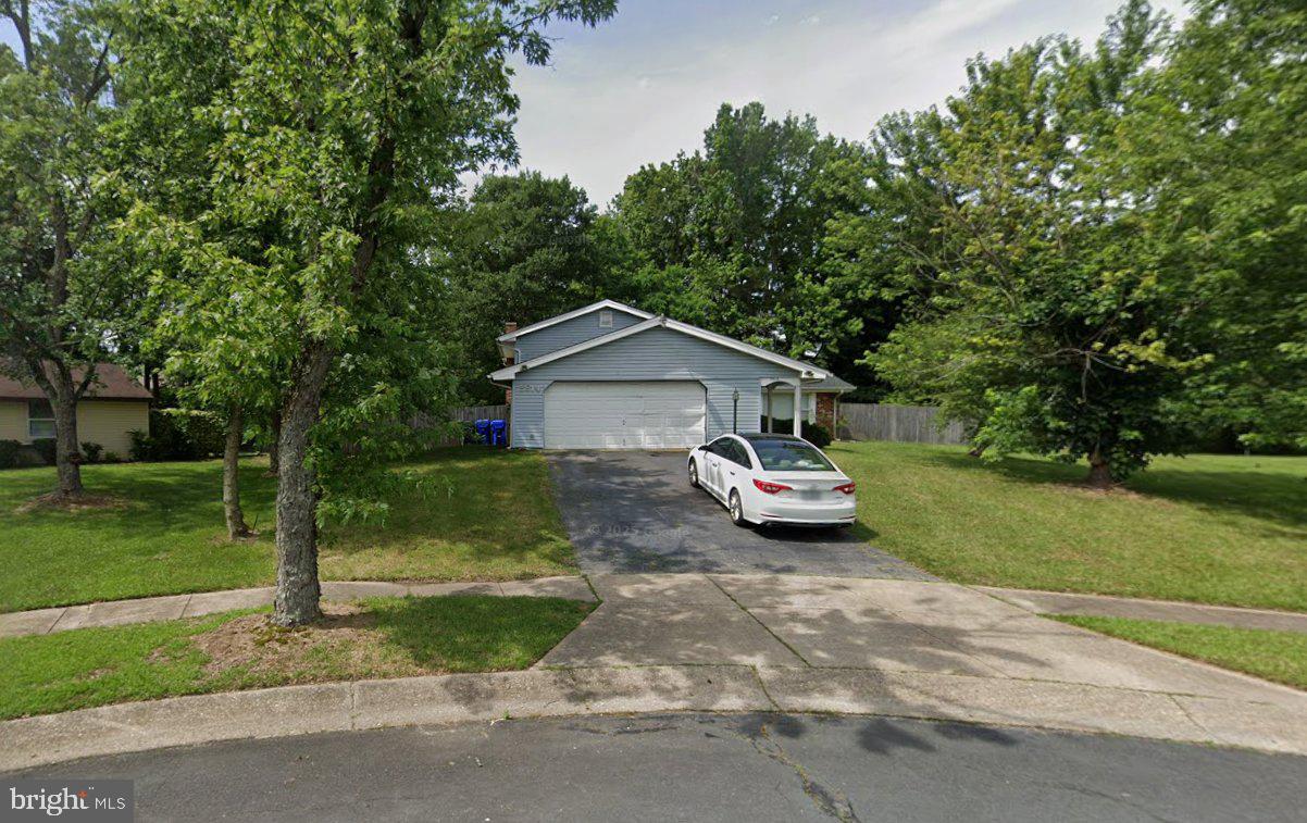 5614 Daniel Cir — photo