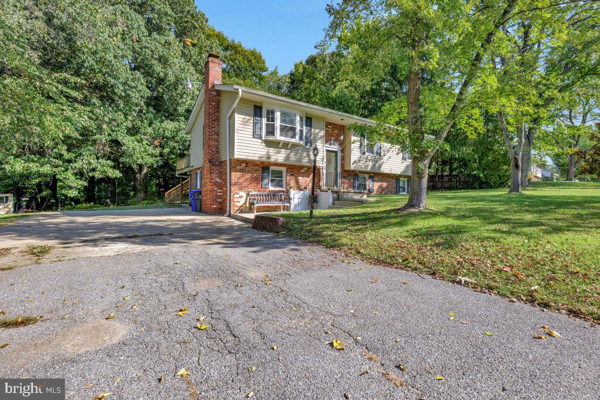 7473 Robin Rd — photo