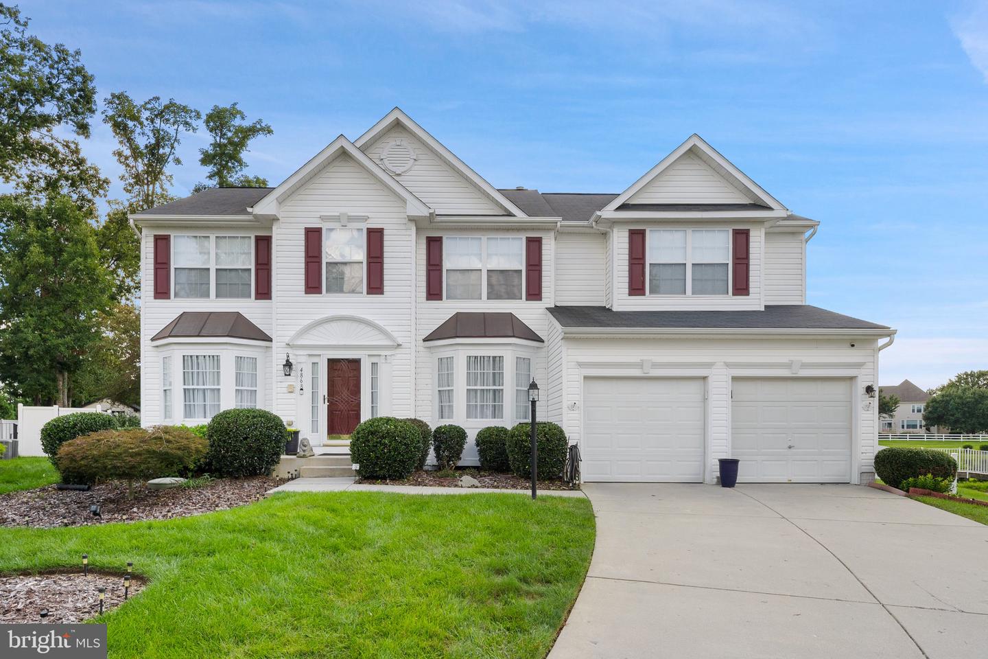 4868 Champlain Ct — photo