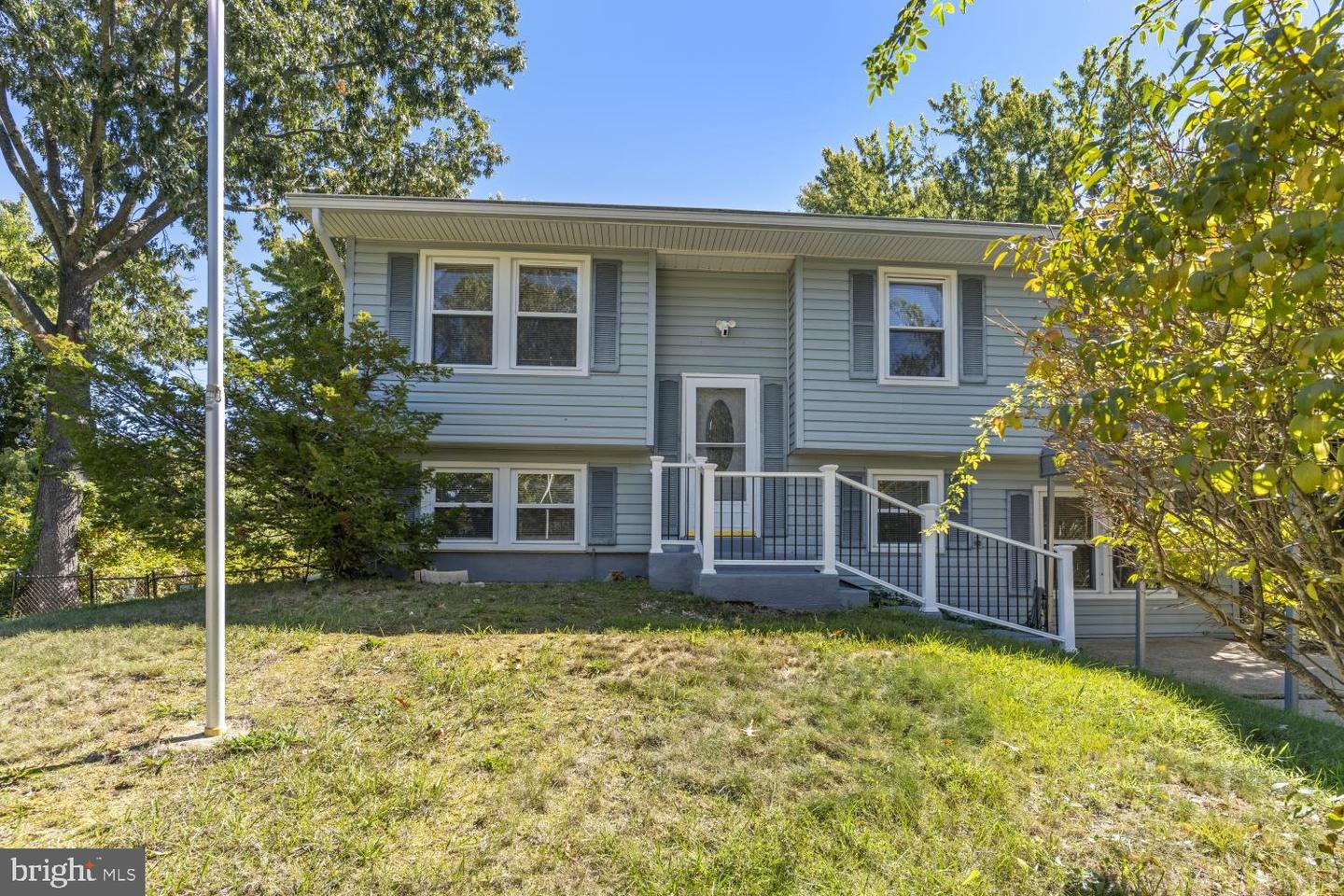 1015 Floyd Ave — photo