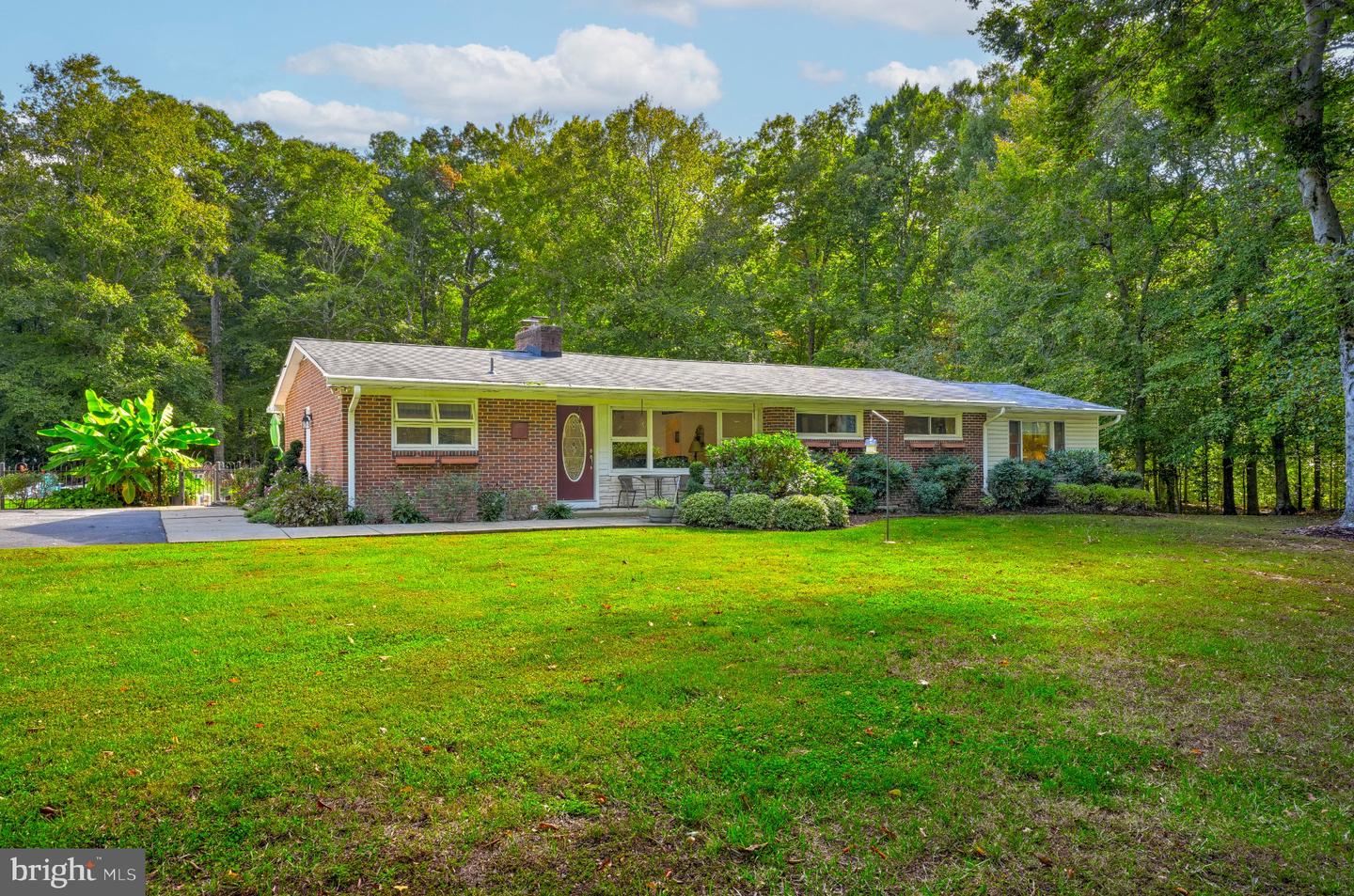 9075 Mitchell Rd — photo