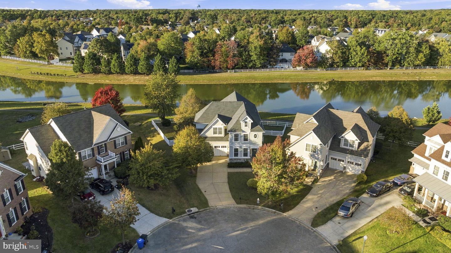11676 Fountainhead Ct — photo