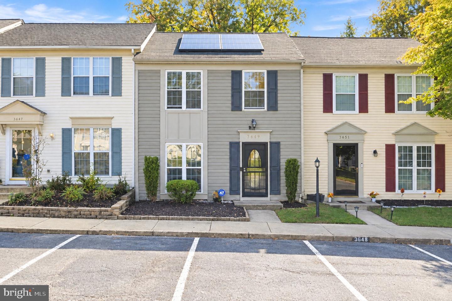3649 Kempsford Field Pl — photo