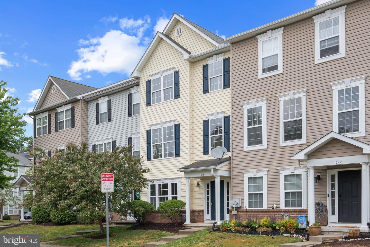 1624 Blue Heron Dr — photo