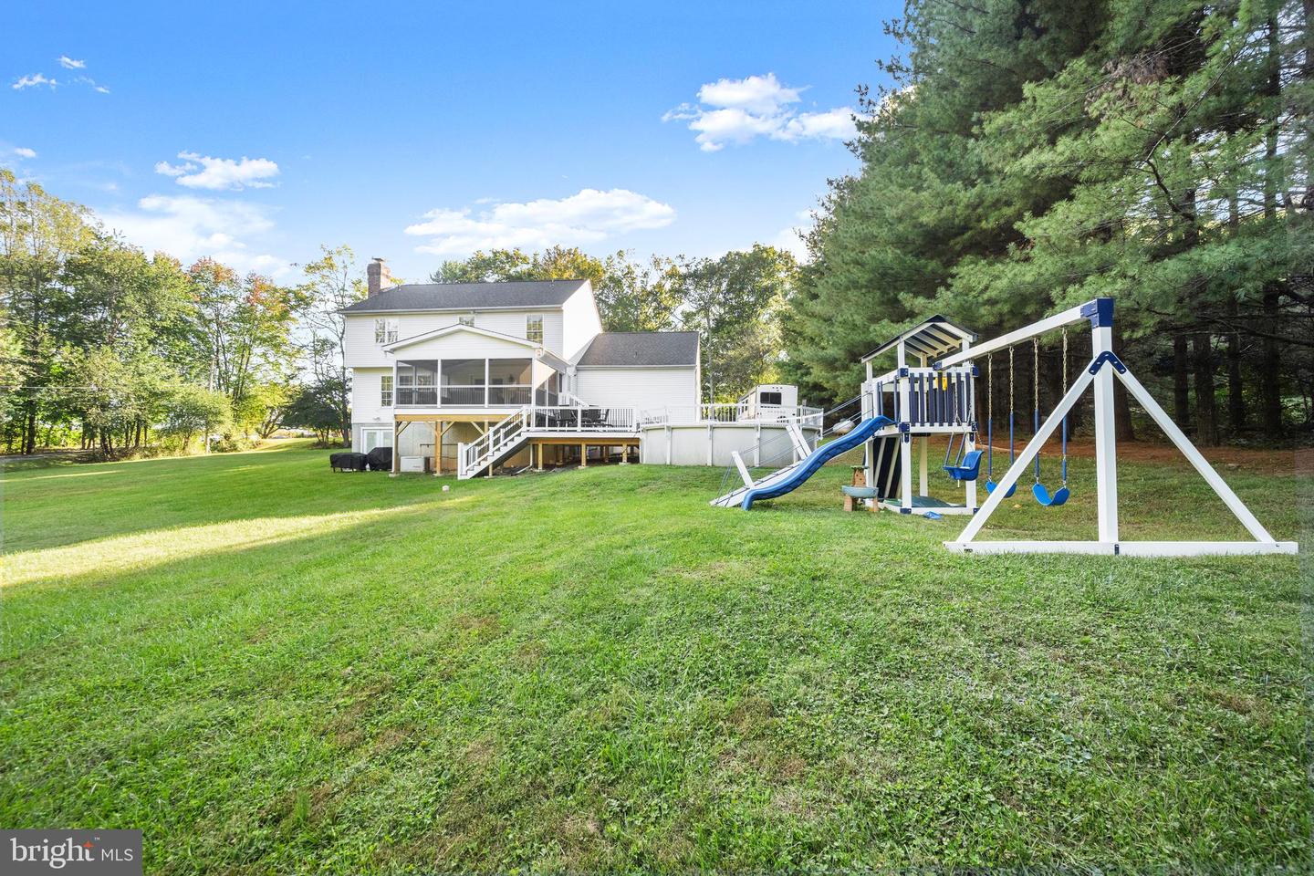 2815 Gillis Road, Mount Airy, MD 21771 — photo 2