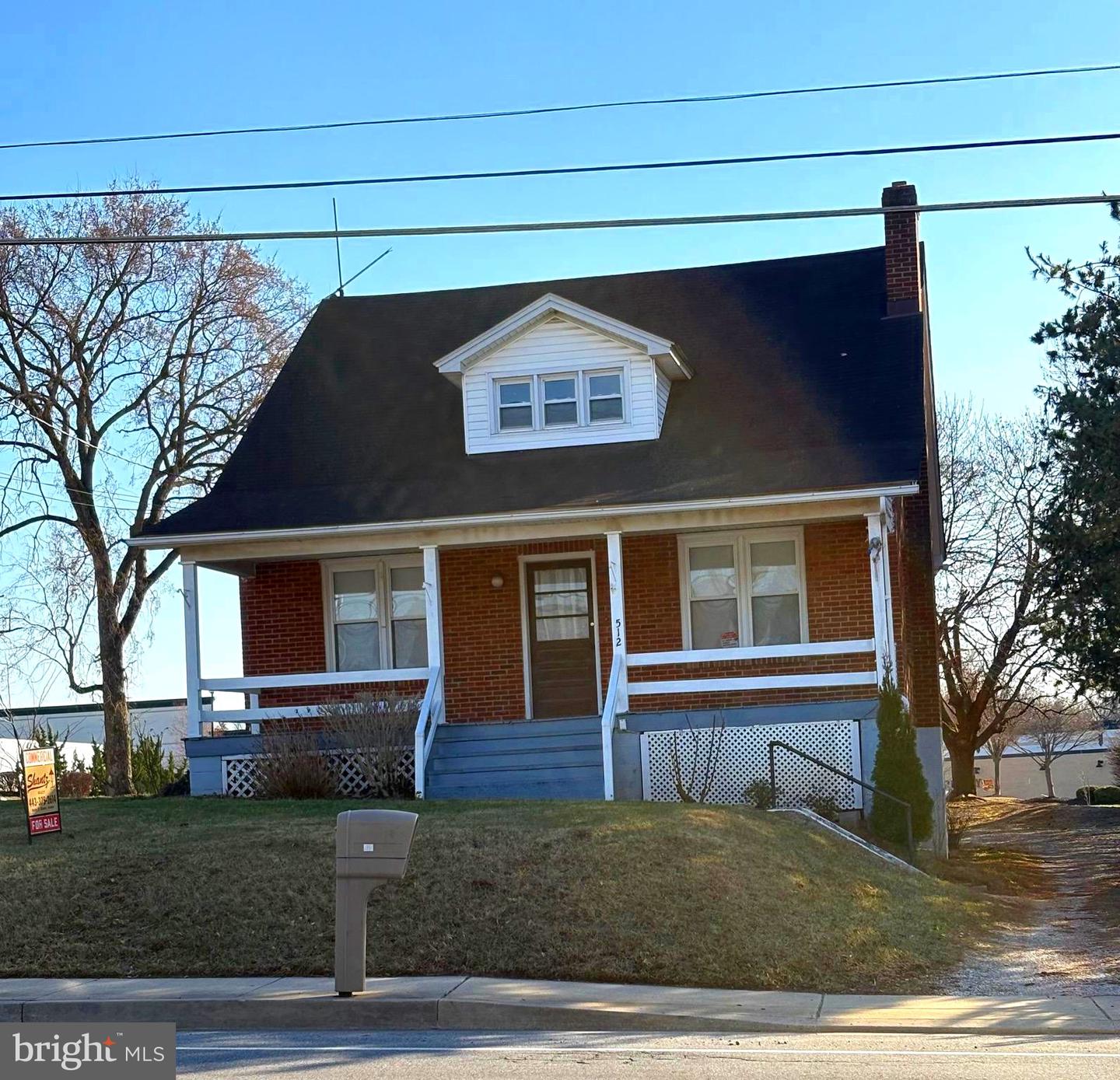 512 E Baltimore St — photo