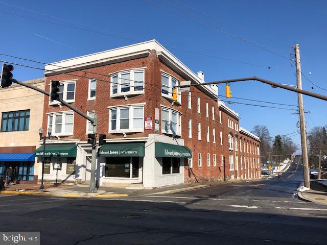 77 E Main St #116 — photo