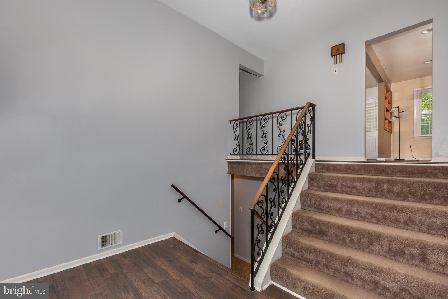2711 OVERVIEW ROAD, HAMPSTEAD MD 21074 — photo 2