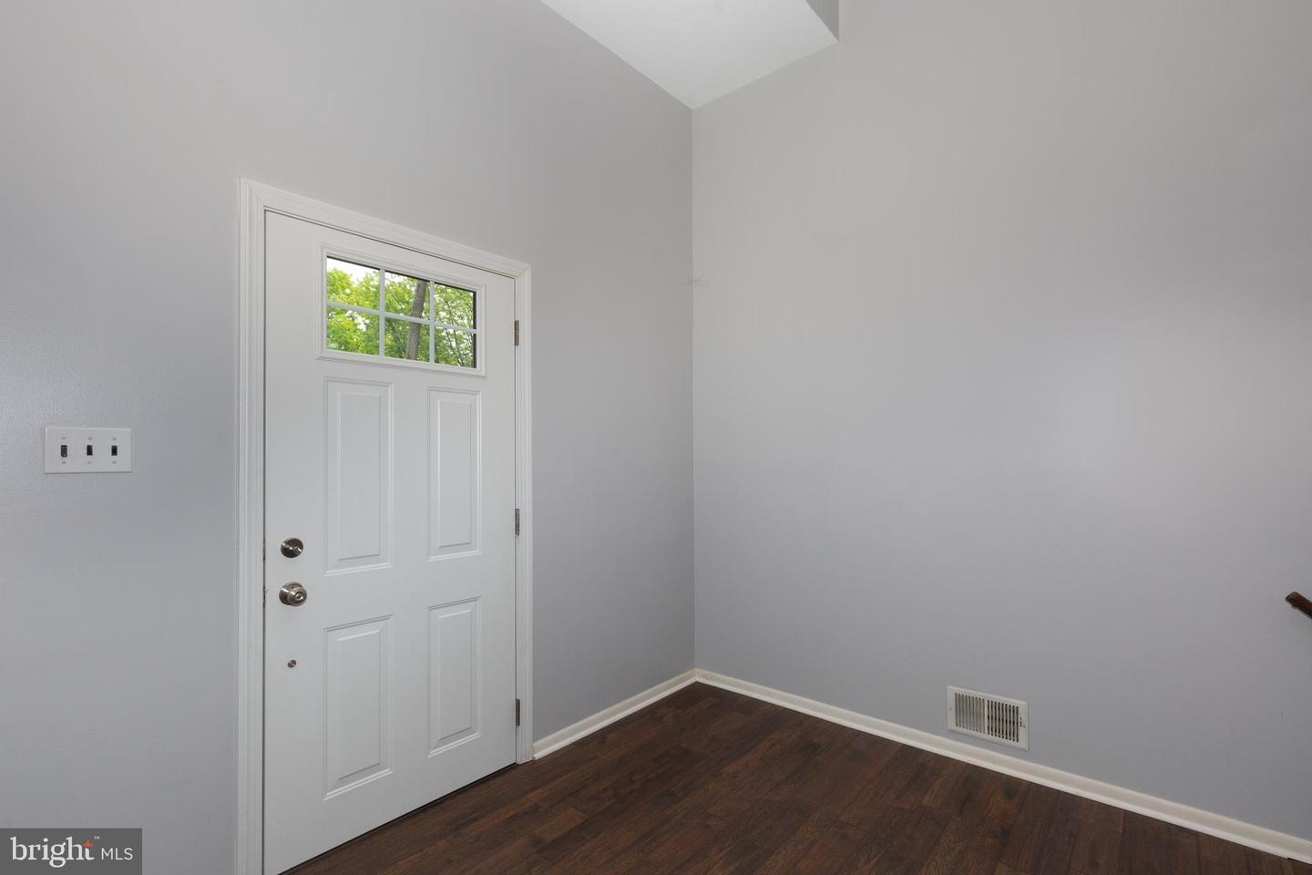2711 OVERVIEW ROAD, HAMPSTEAD MD 21074 — photo 3