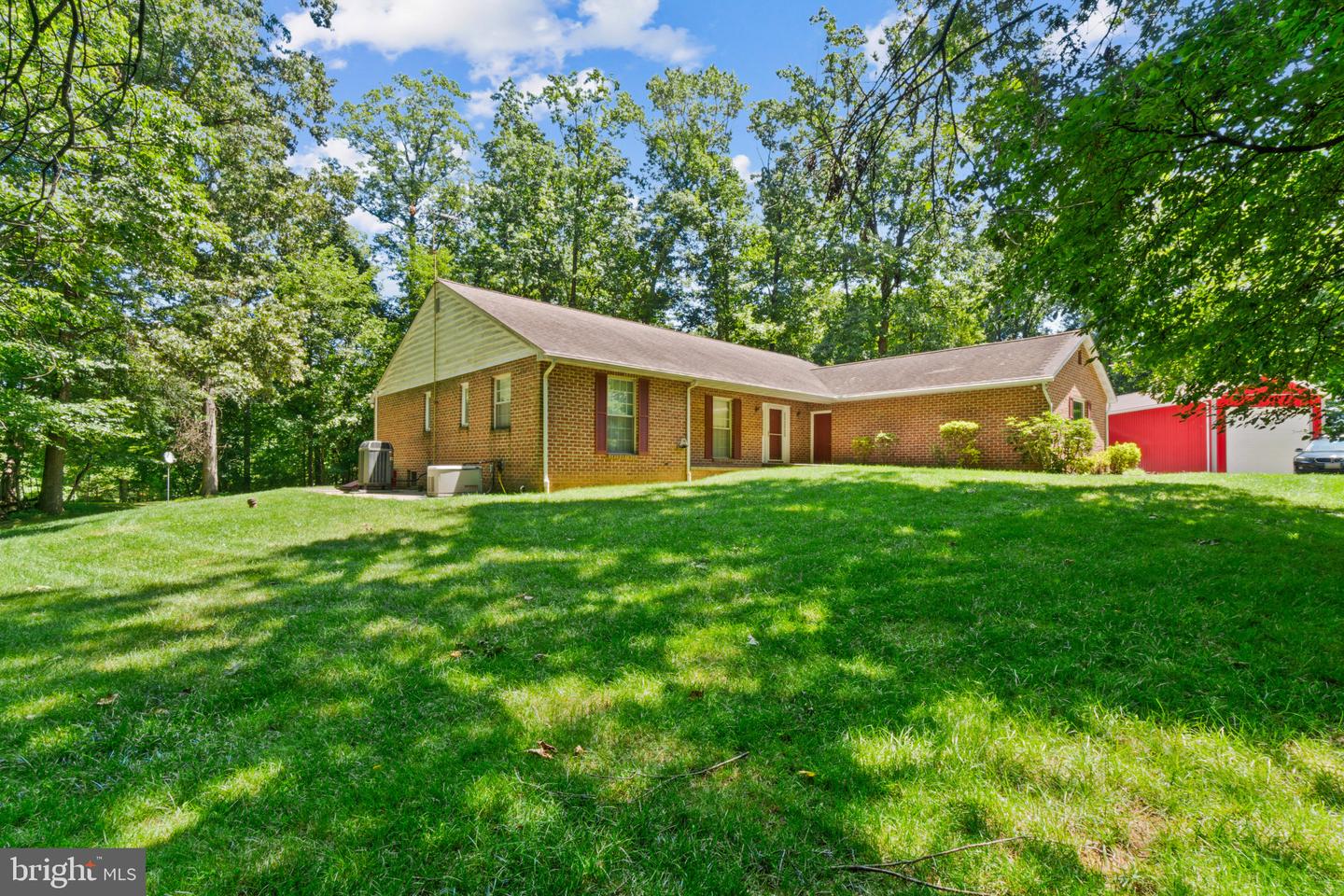 2597 Braddock Road, Mount Airy, MD 21771 — photo 3