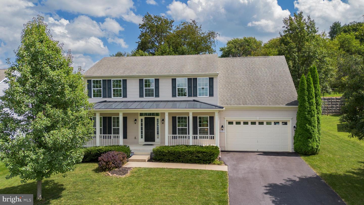 2105 Fieldbrook Ln — photo