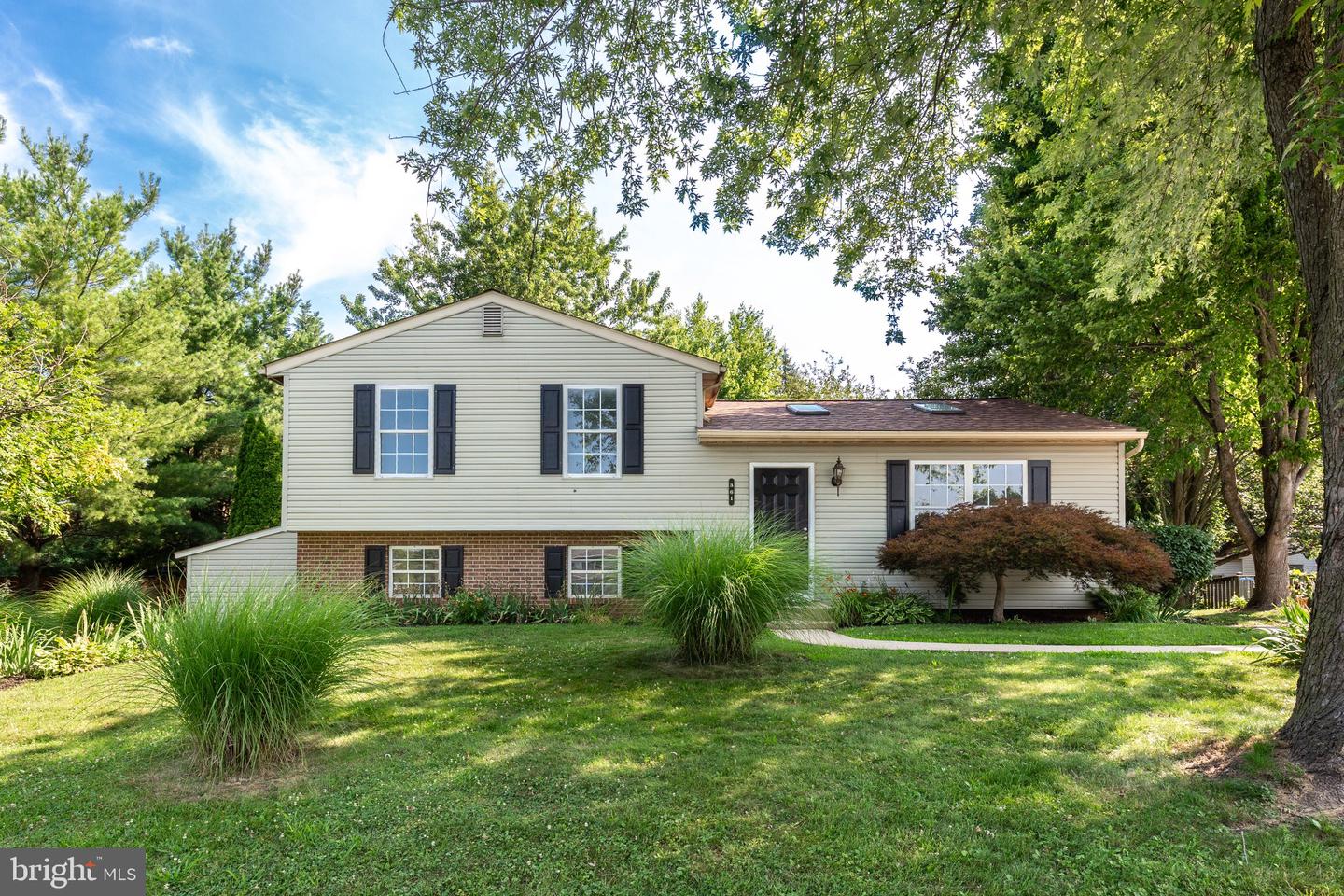 361 Buck Cash Dr — photo