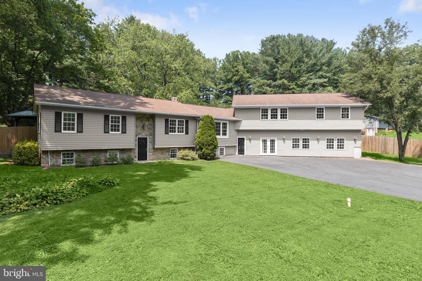 4224 Roop Road, Mount Airy, MD 21771