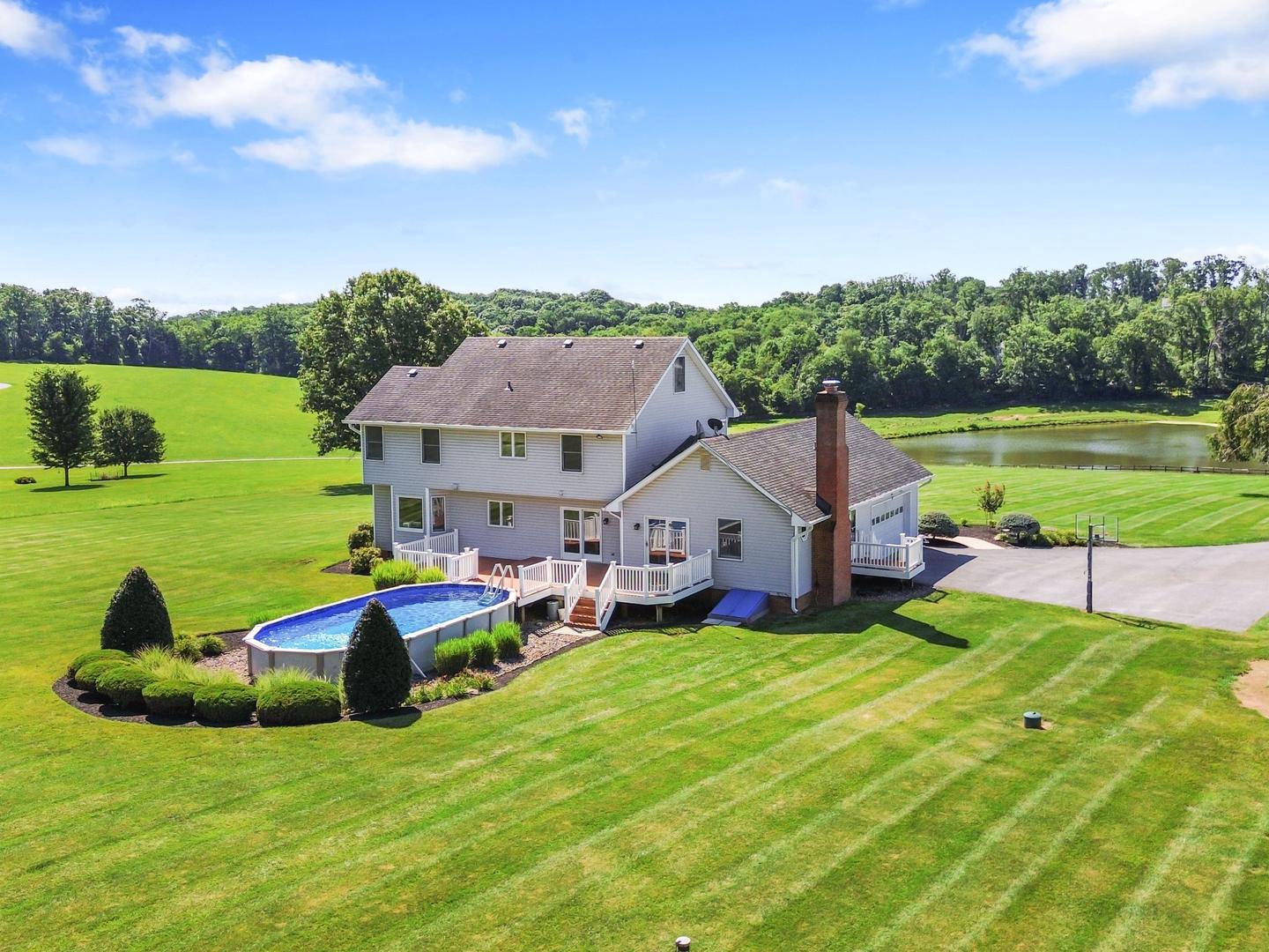 600 Turf Farm Dr — photo