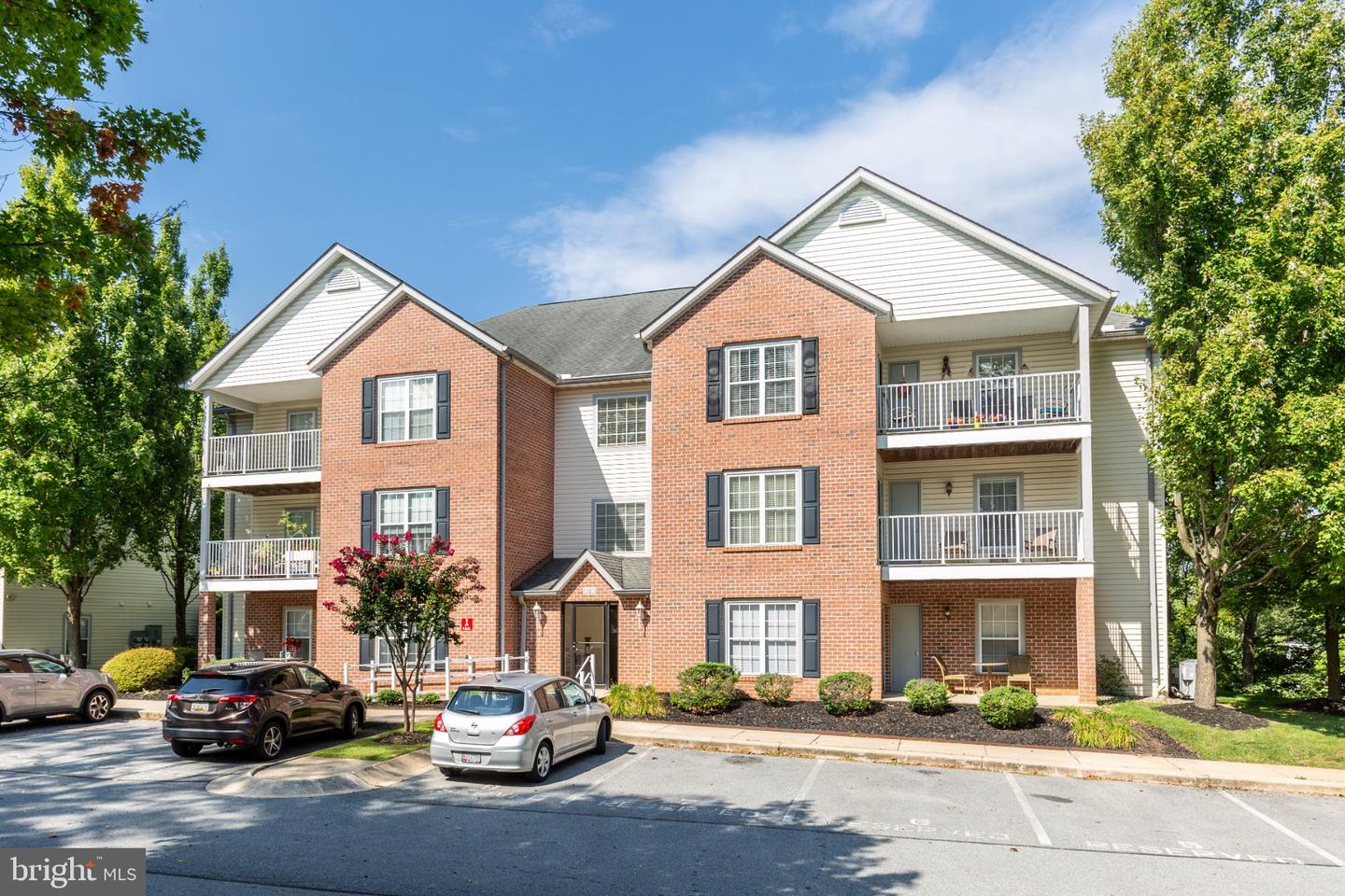 32 Bella Vita Ct — photo