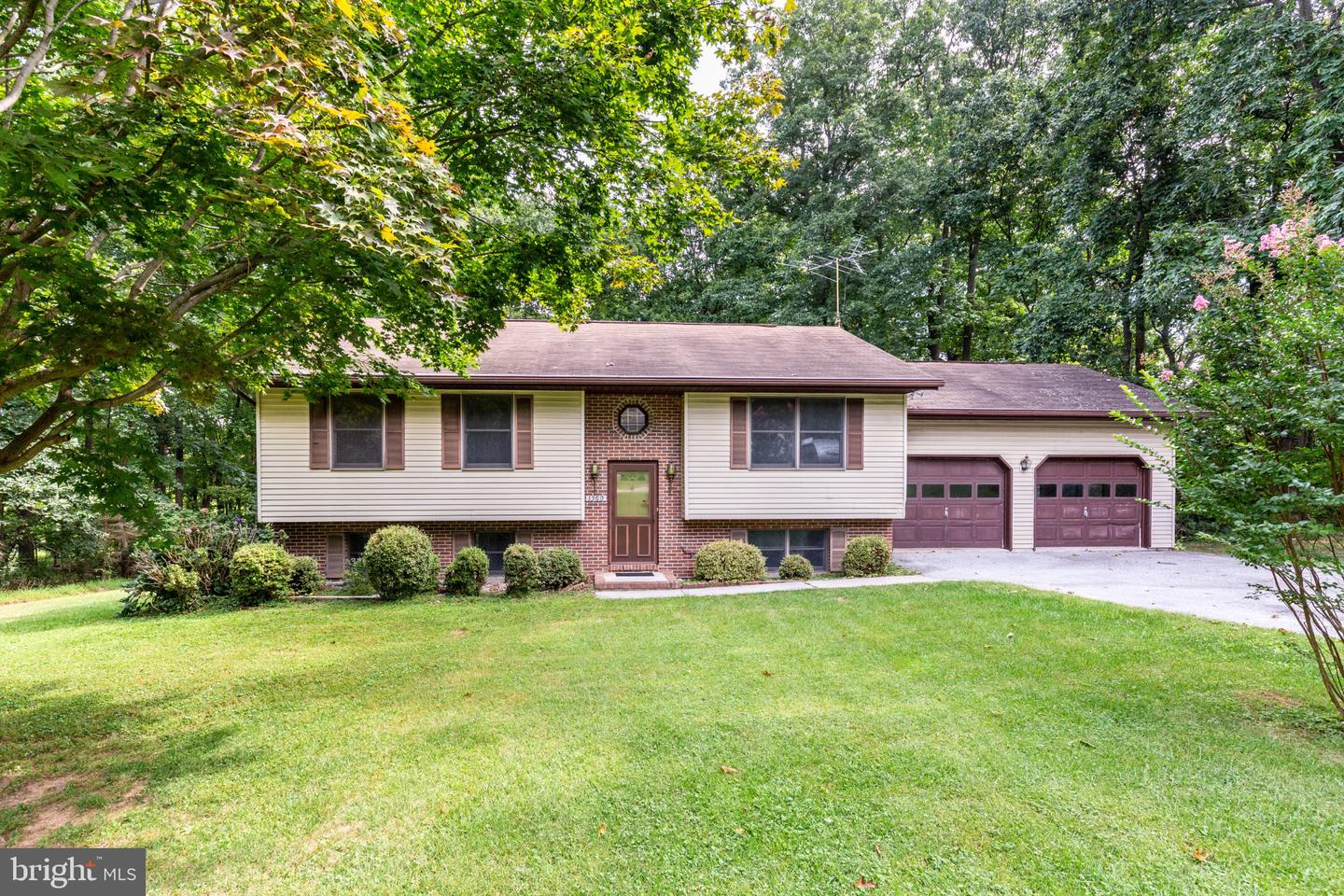 1309 Paw-Paw Dr — photo