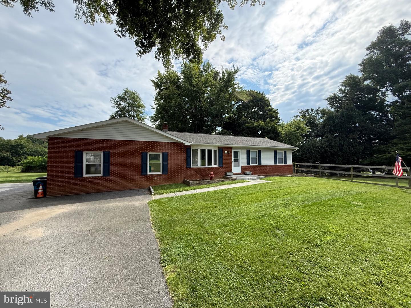 1707 Fairmount Road, Hampstead, MD 21074 — photo 2