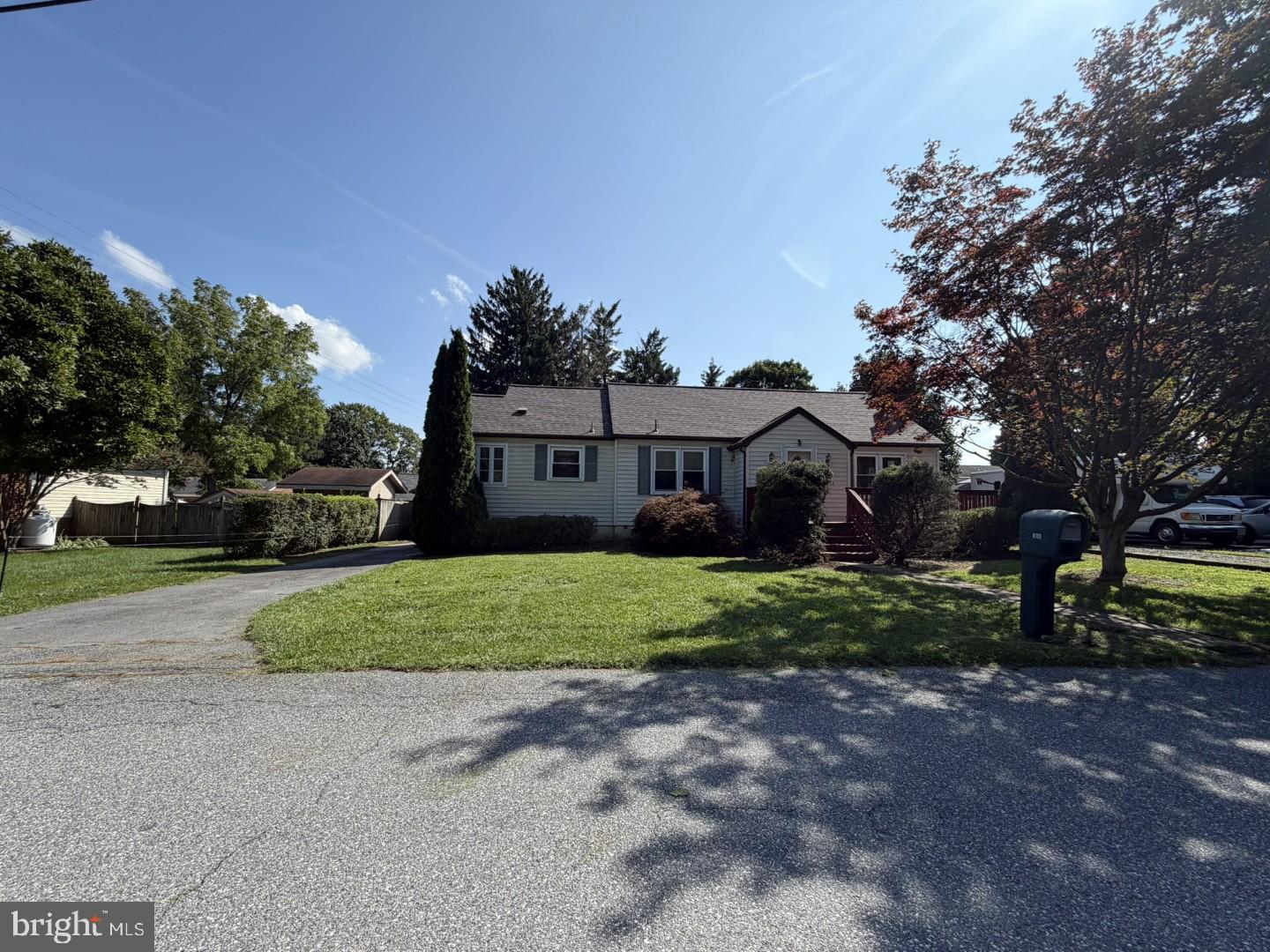 108 Paradise Ave — photo