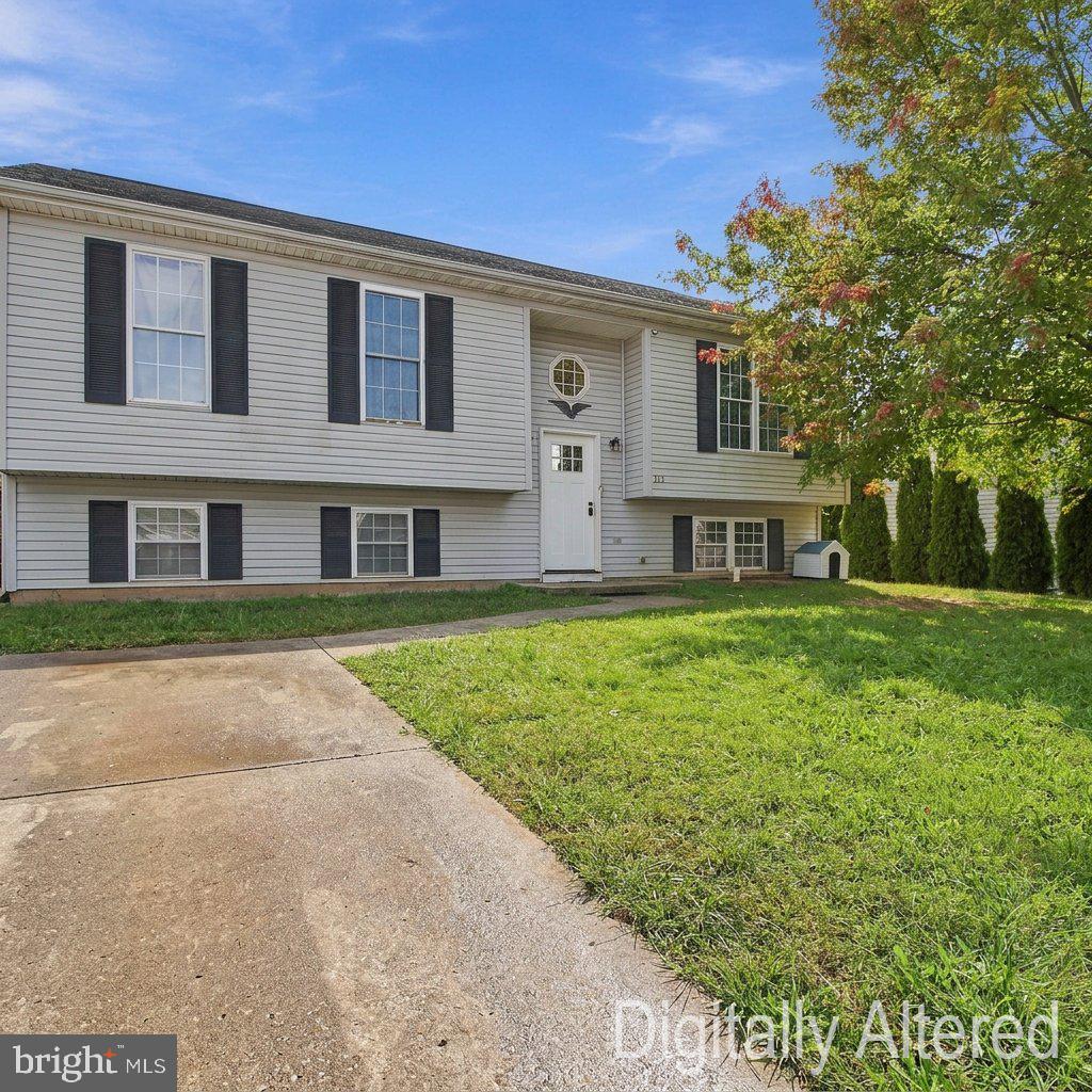 163 Grand Dr — photo