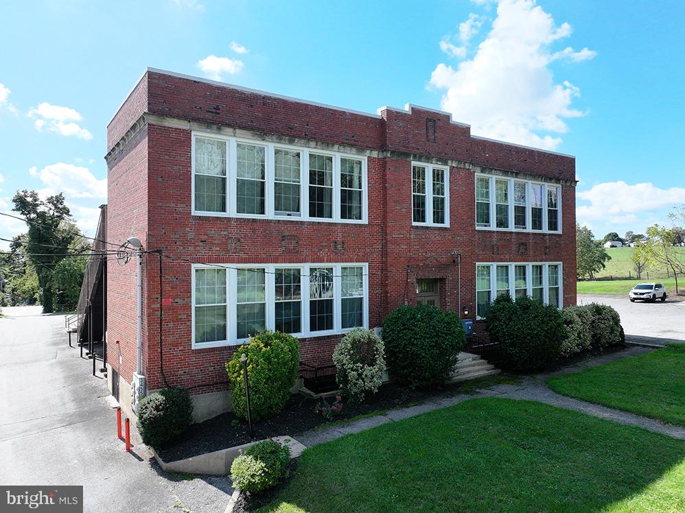 3455 Uniontown Rd — photo