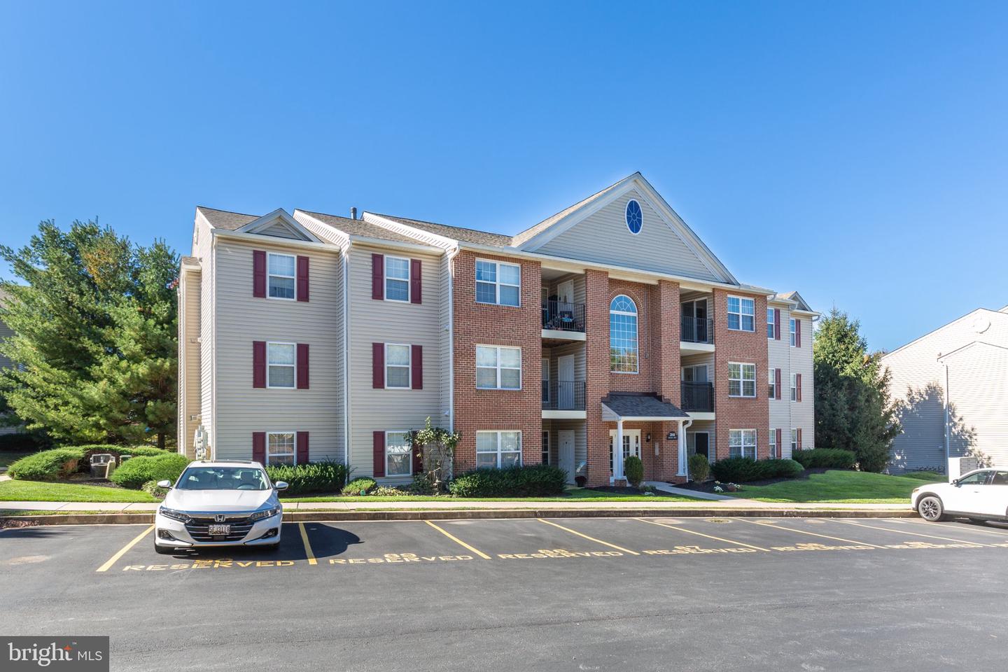 3840 Normandy Dr #2B — photo