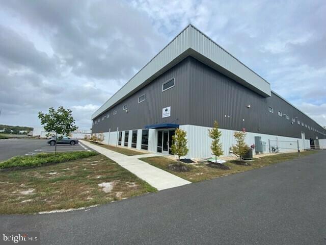 810 Chesapeake Dr — photo