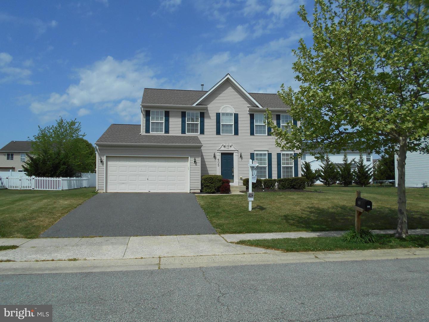 405 Osprey Cir — photo