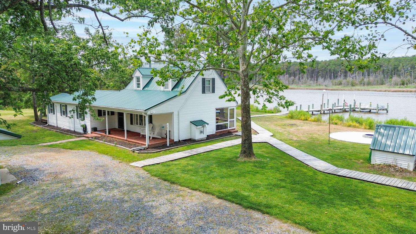 4004 Robinson Neck Rd — photo