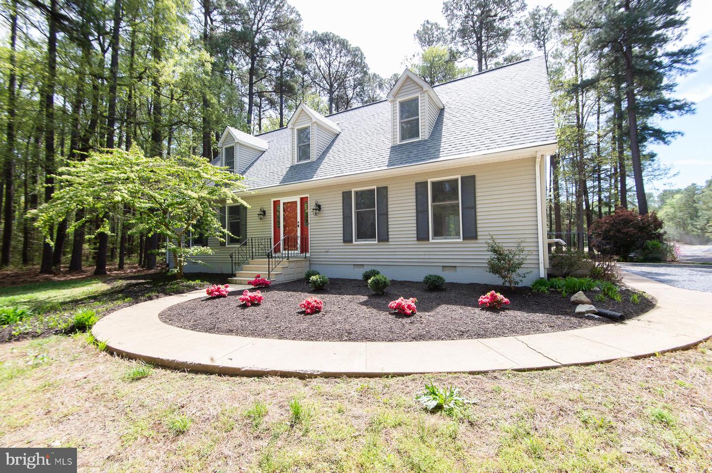 5951 Ross Neck Rd — photo