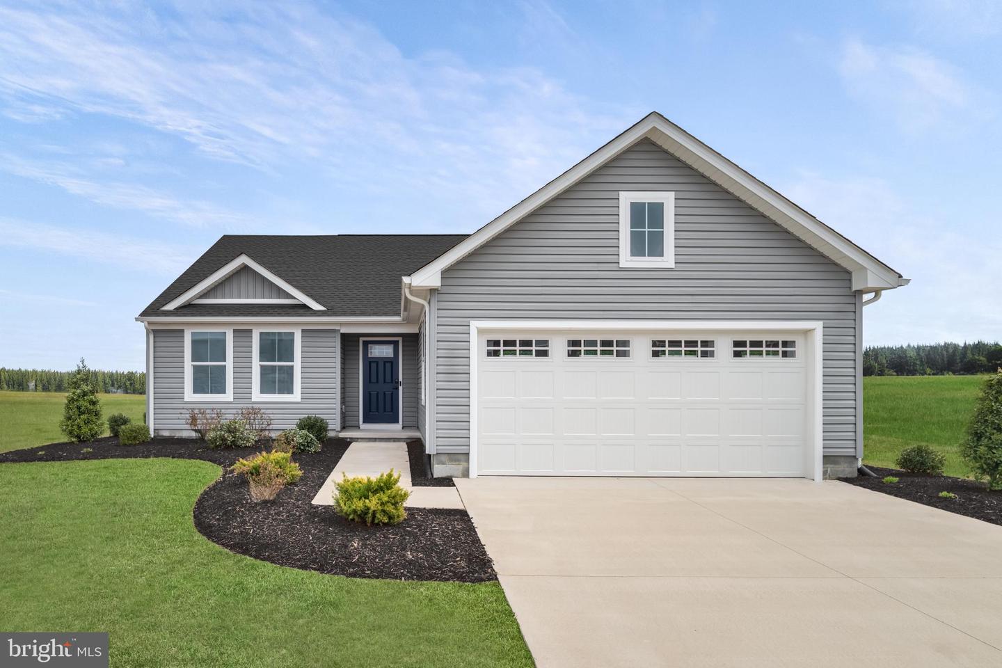 6852 Pine Needles Ct — photo