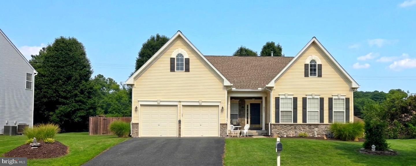 417 Osprey Cir — photo