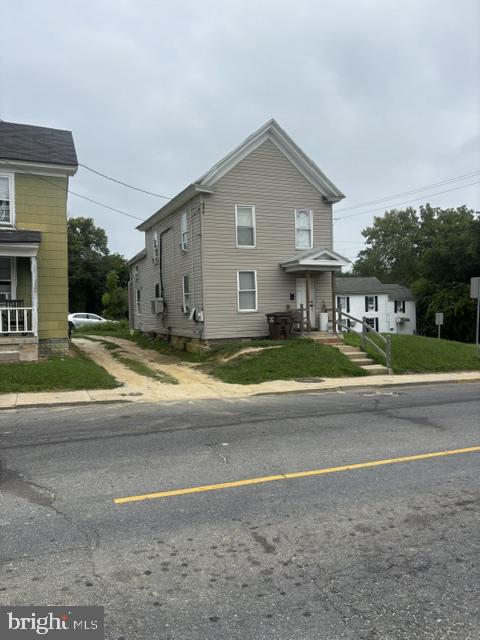 401 Cedar St — photo