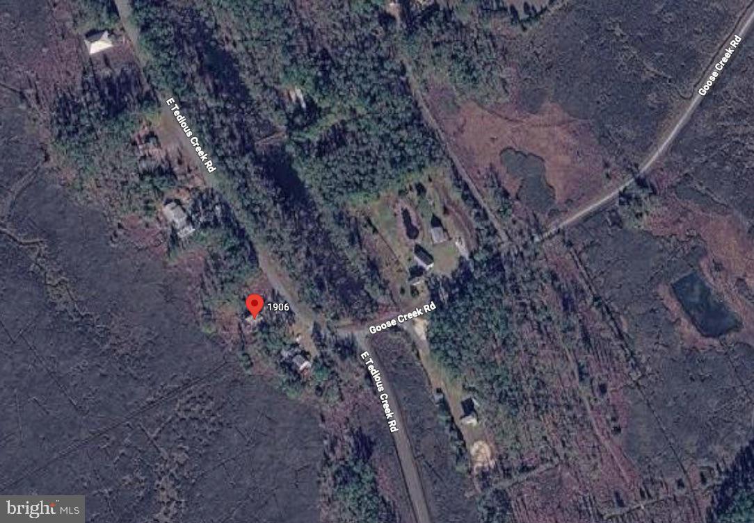 1906 E Tedious Creek Rd — photo
