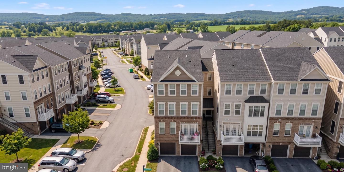5902 Forum Square, Frederick, MD 21703 — photo 2