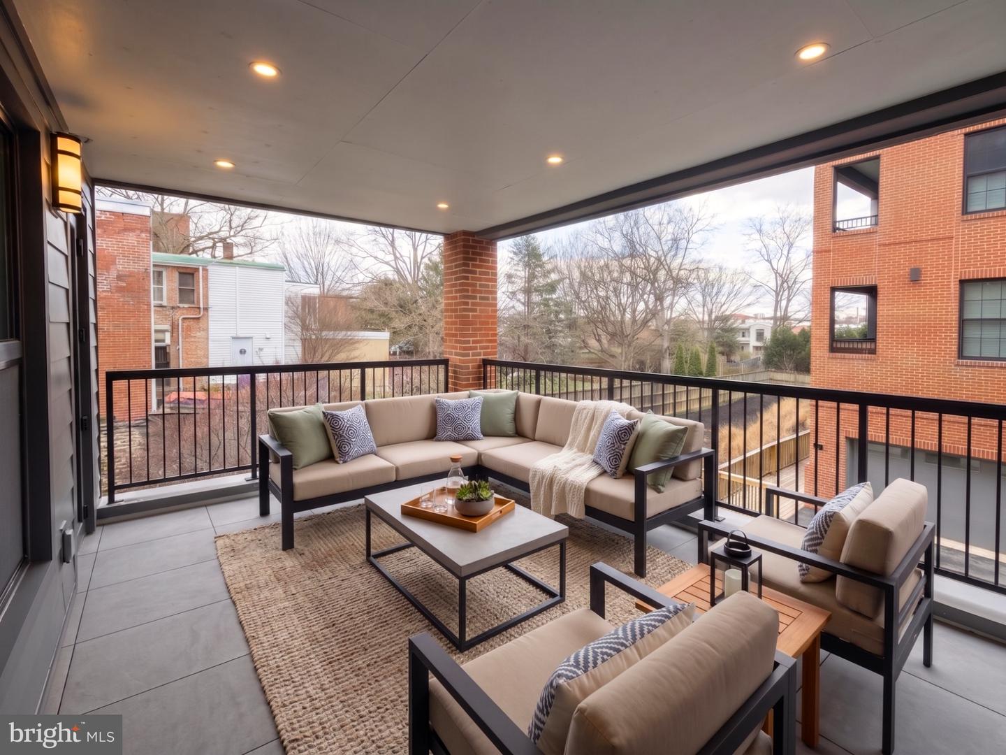 208 Second Street E #202, Frederick, MD 21701 — photo 3