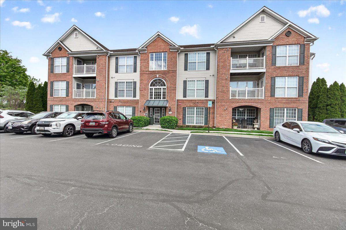 595 Cawley Dr #4 3C — photo