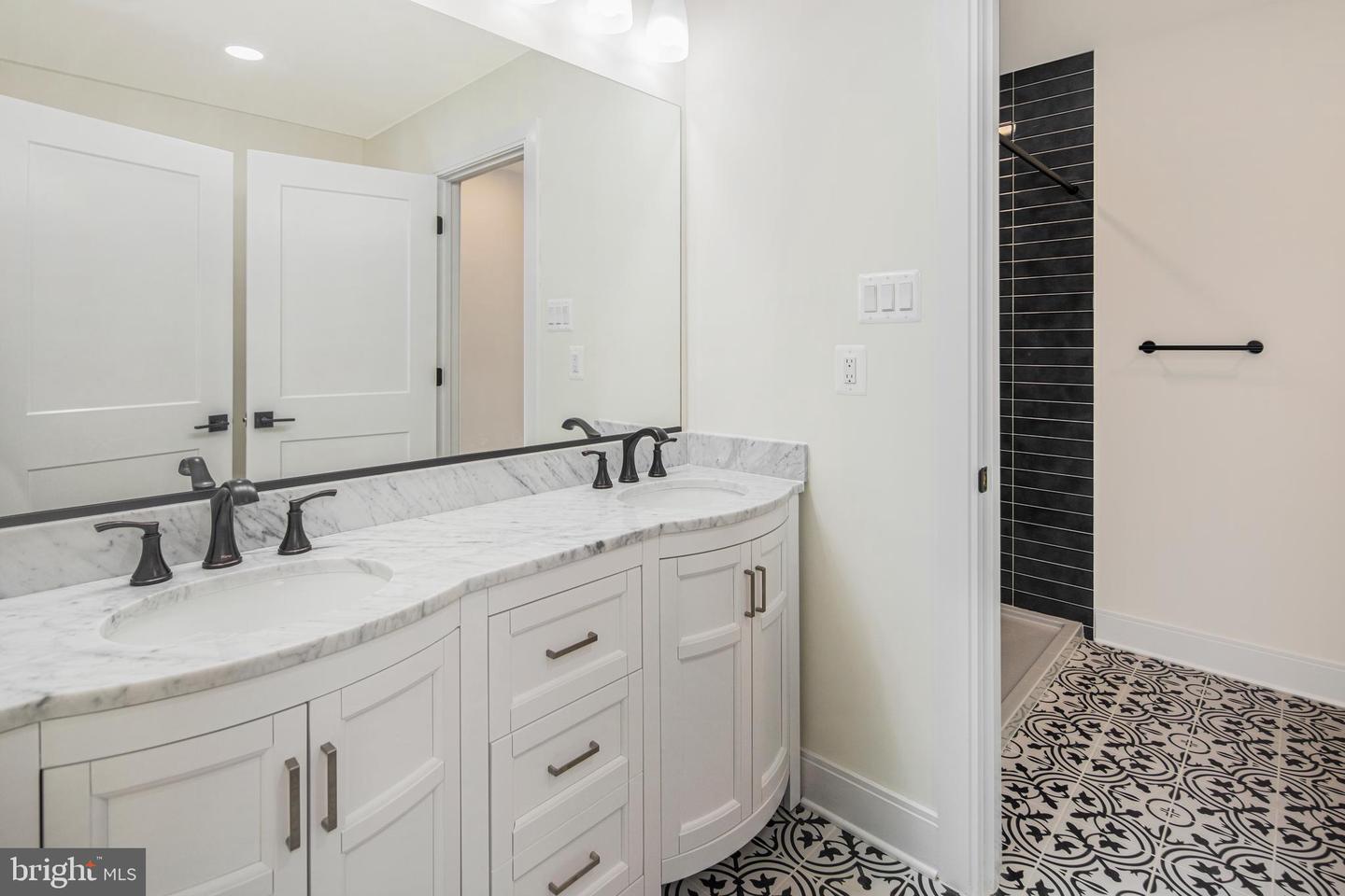 311 W South St #Unit 2 — photo