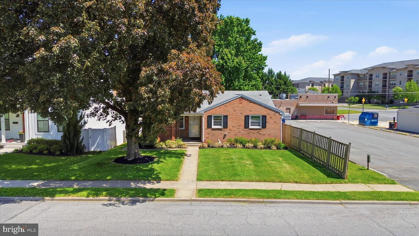 17 E Thirteenth Street, Frederick, MD 21701 — photo 3