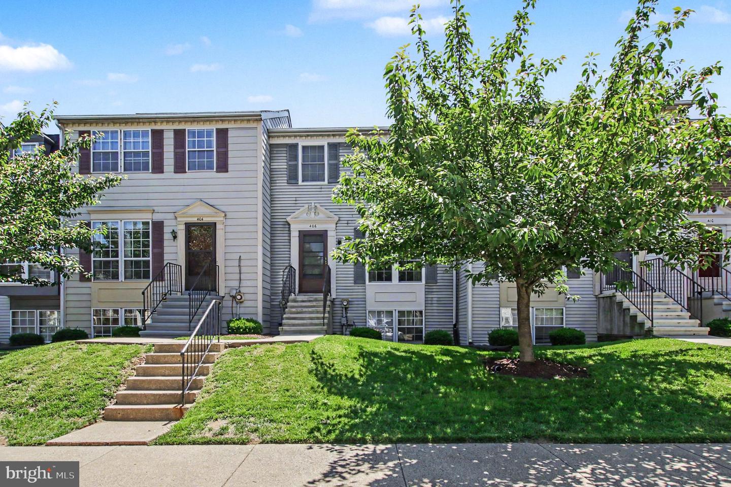 406 Terry Ct #B-4 — photo