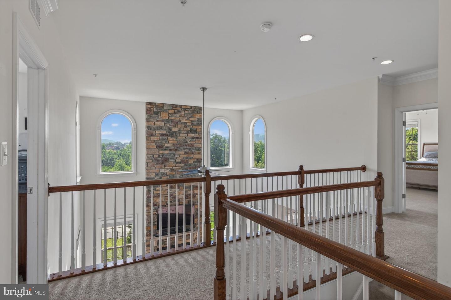 1135 Dargon Quarry Ln — photo