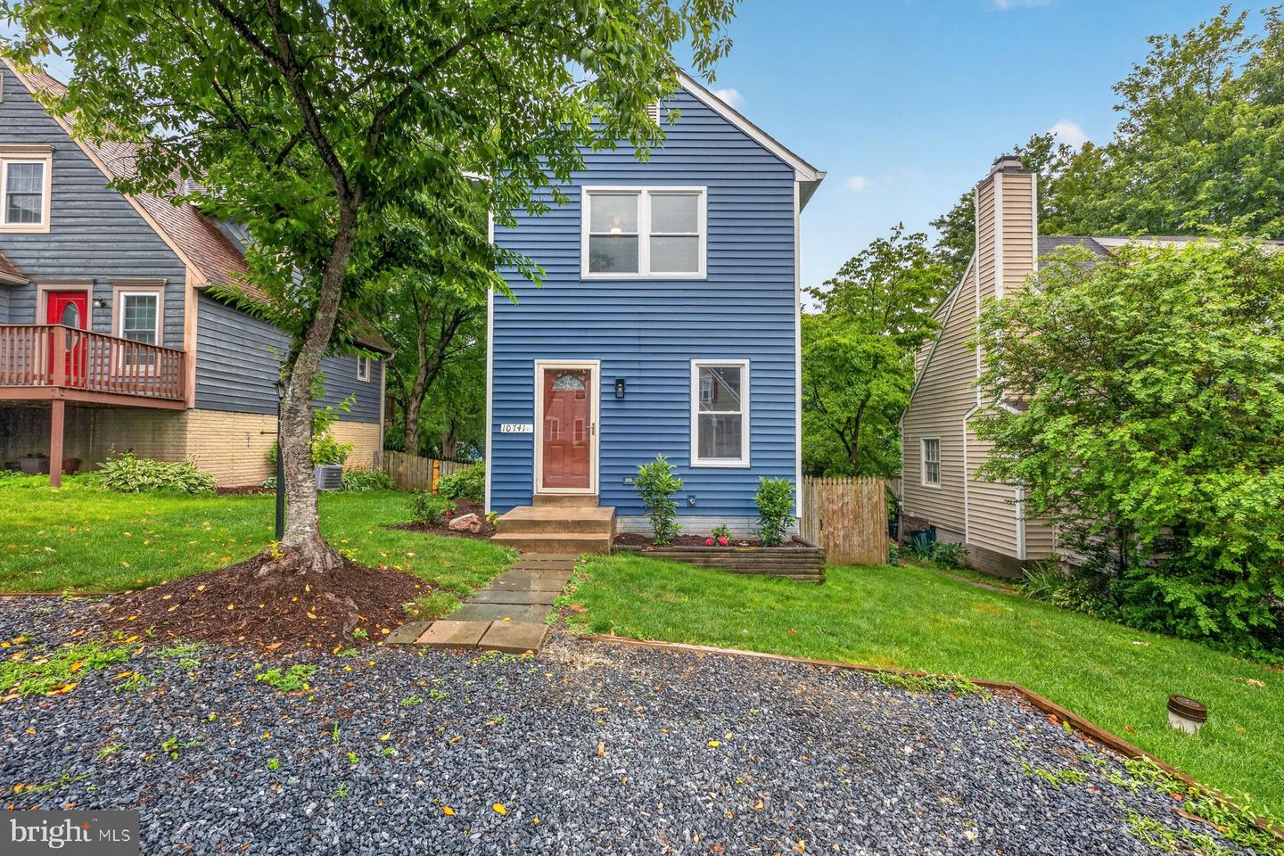 10741 Lake Edge Ct — photo