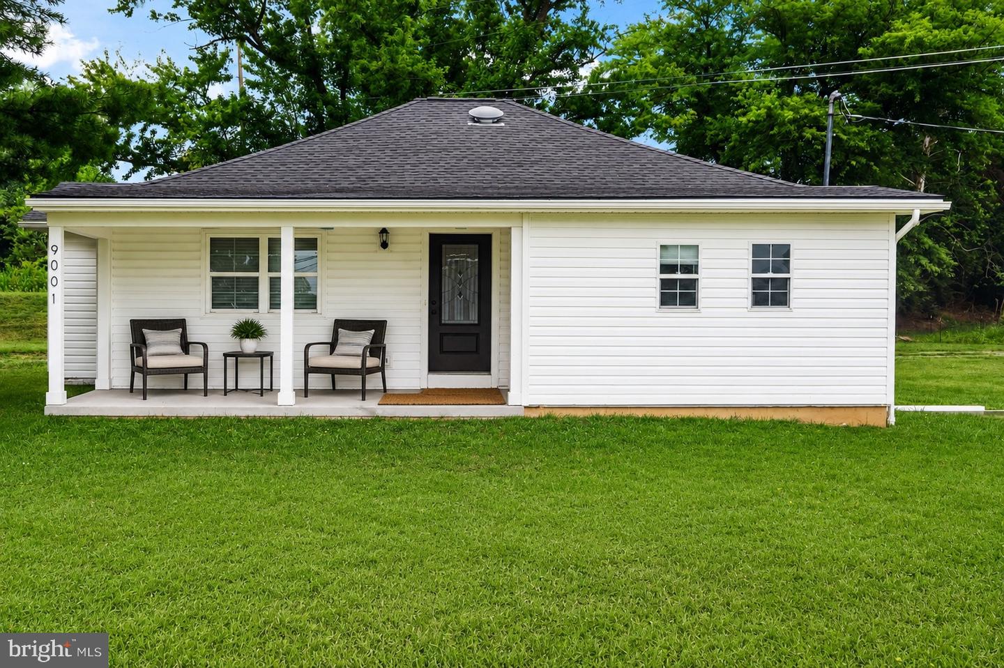 9001 Hollow Rd — photo