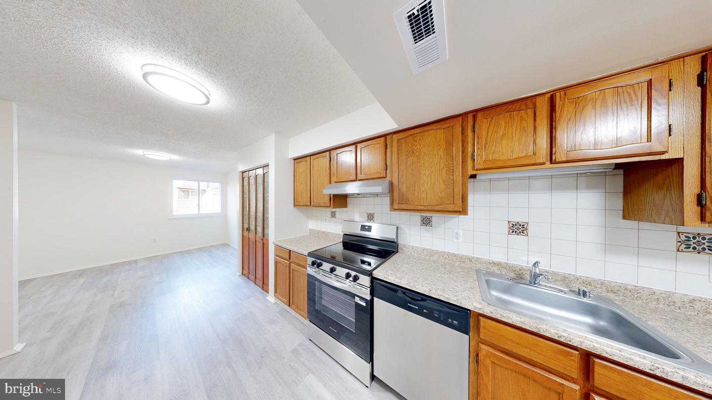 7197-D Cimarron Ct — photo