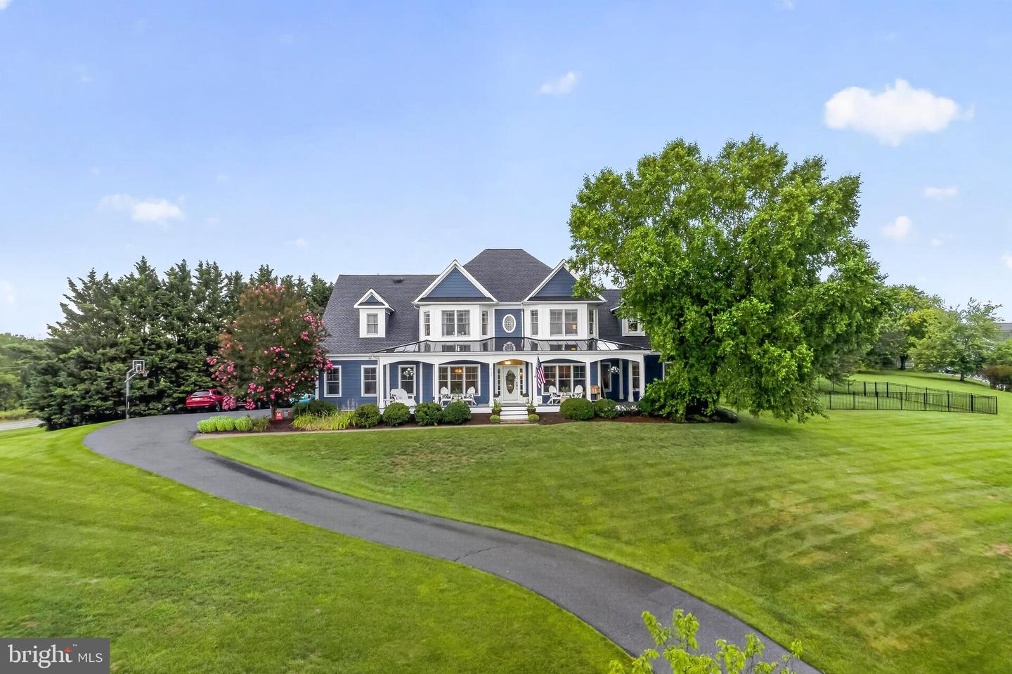 8100 Worthington Manor Pl — photo
