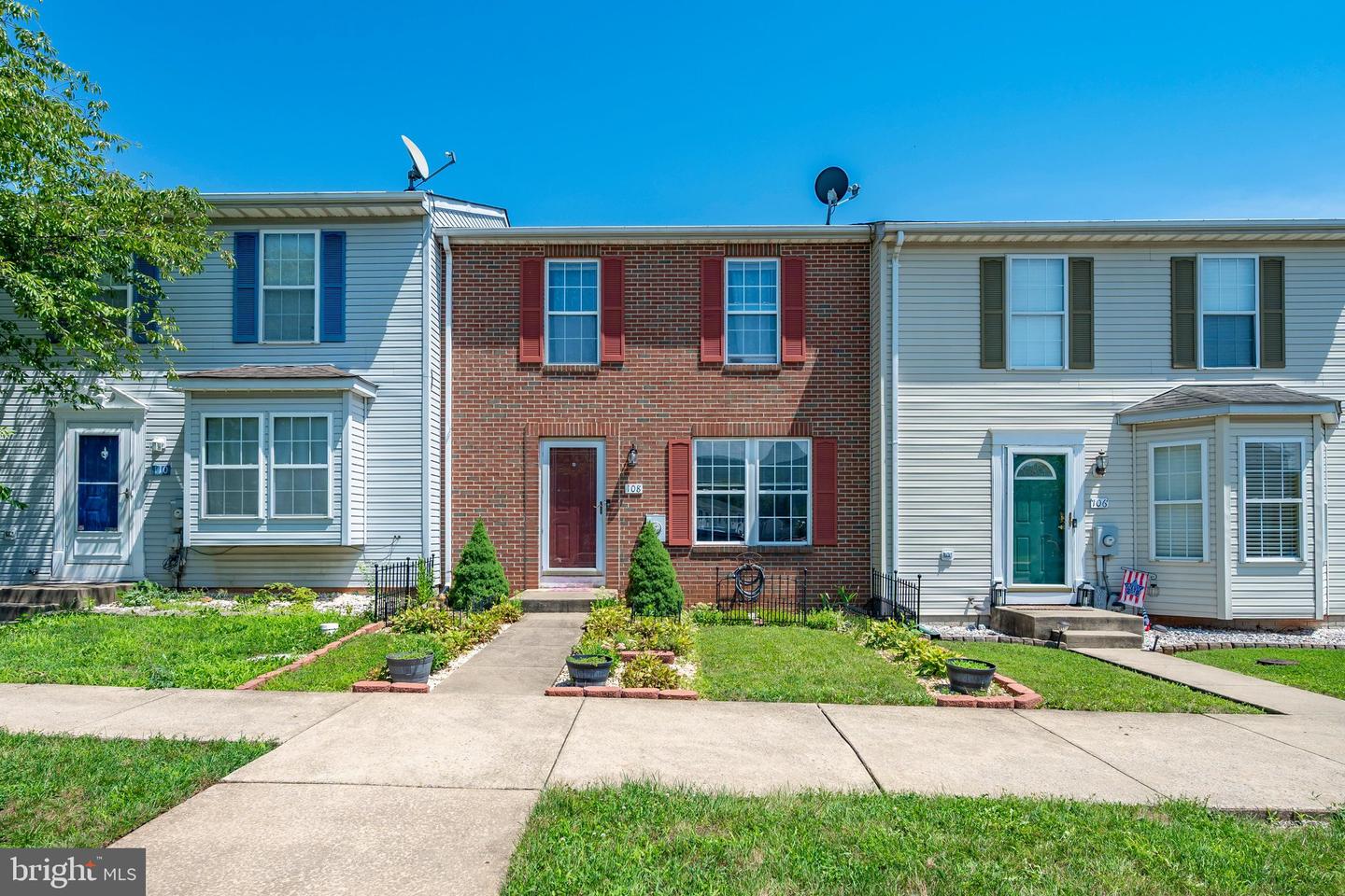 108 Stull Ct — photo