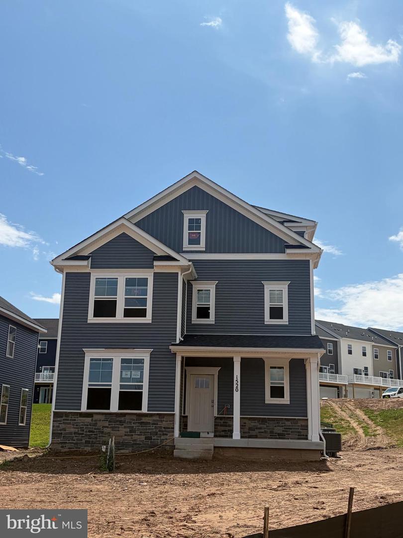 1520 Ripplecreek Dr — photo