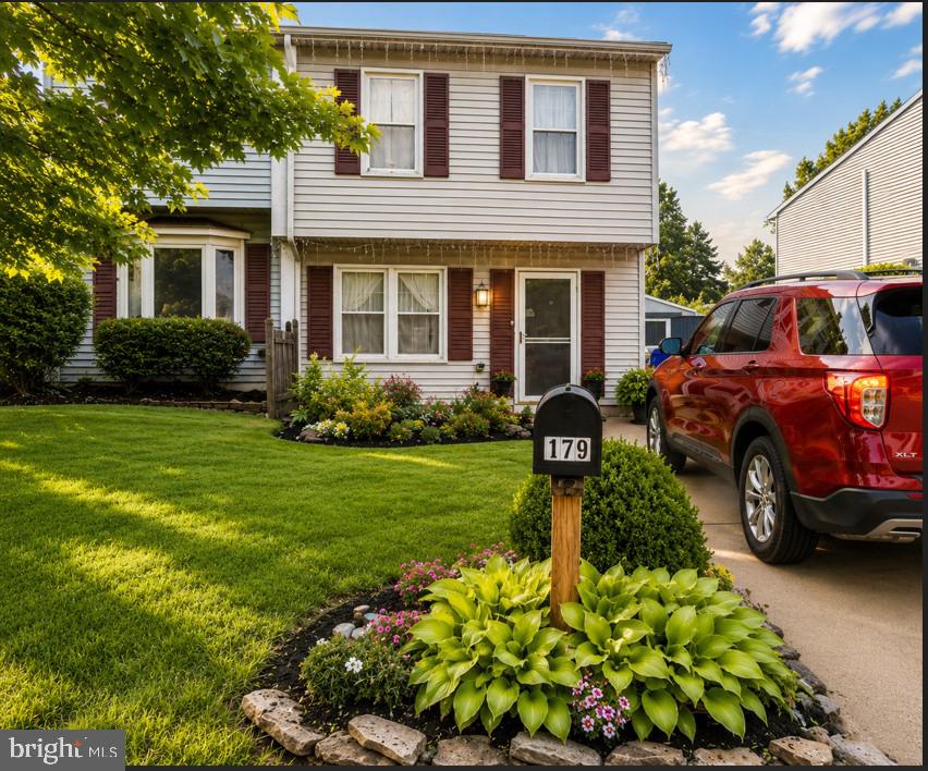 179 Stonegate Dr — photo