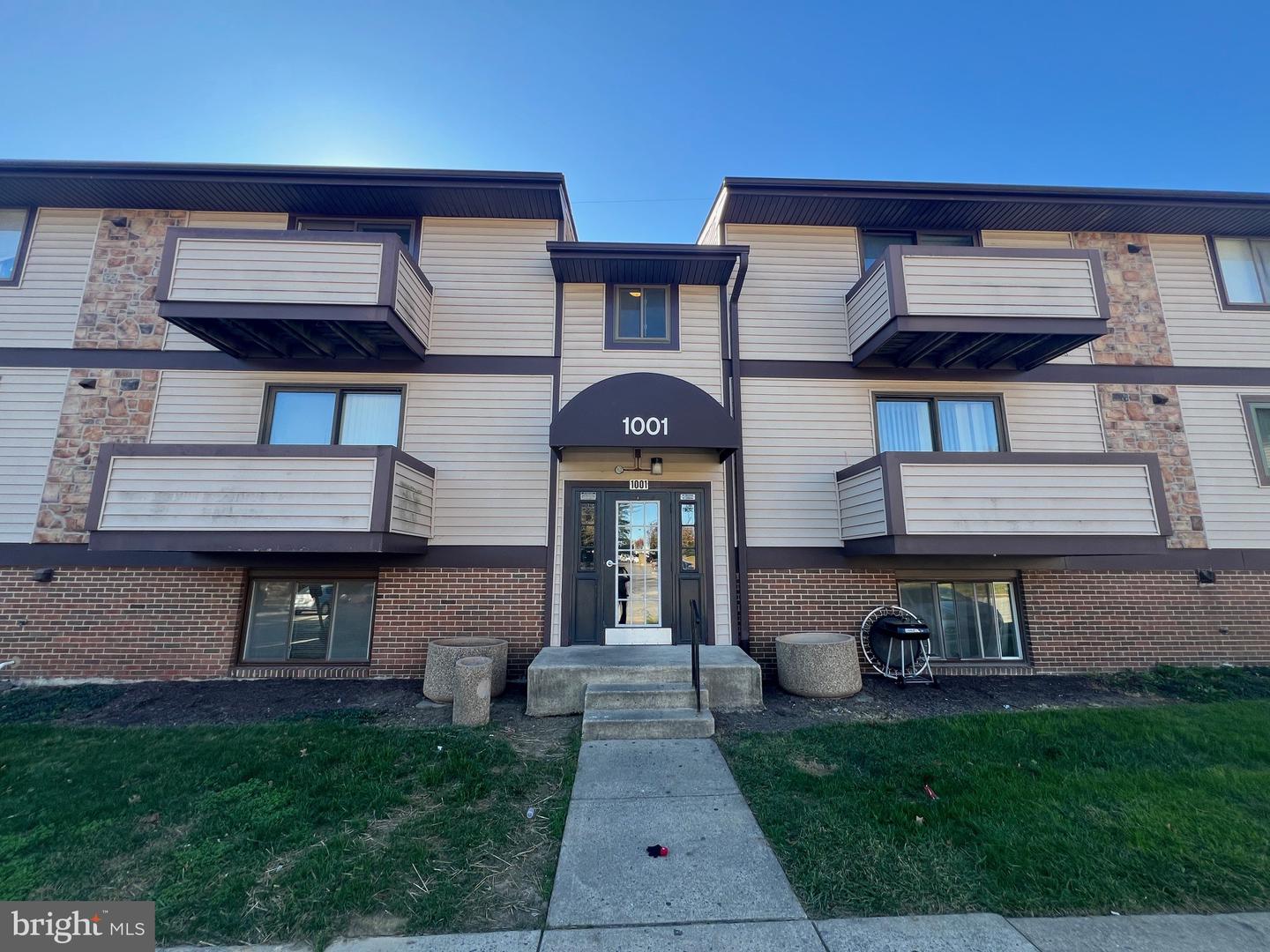 1001-E Heather Ridge Dr #E — photo
